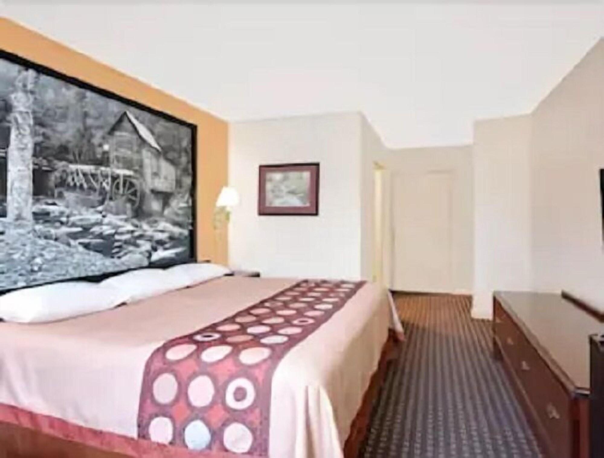 Super 8 by Wyndham Hillsville Exteriör bild