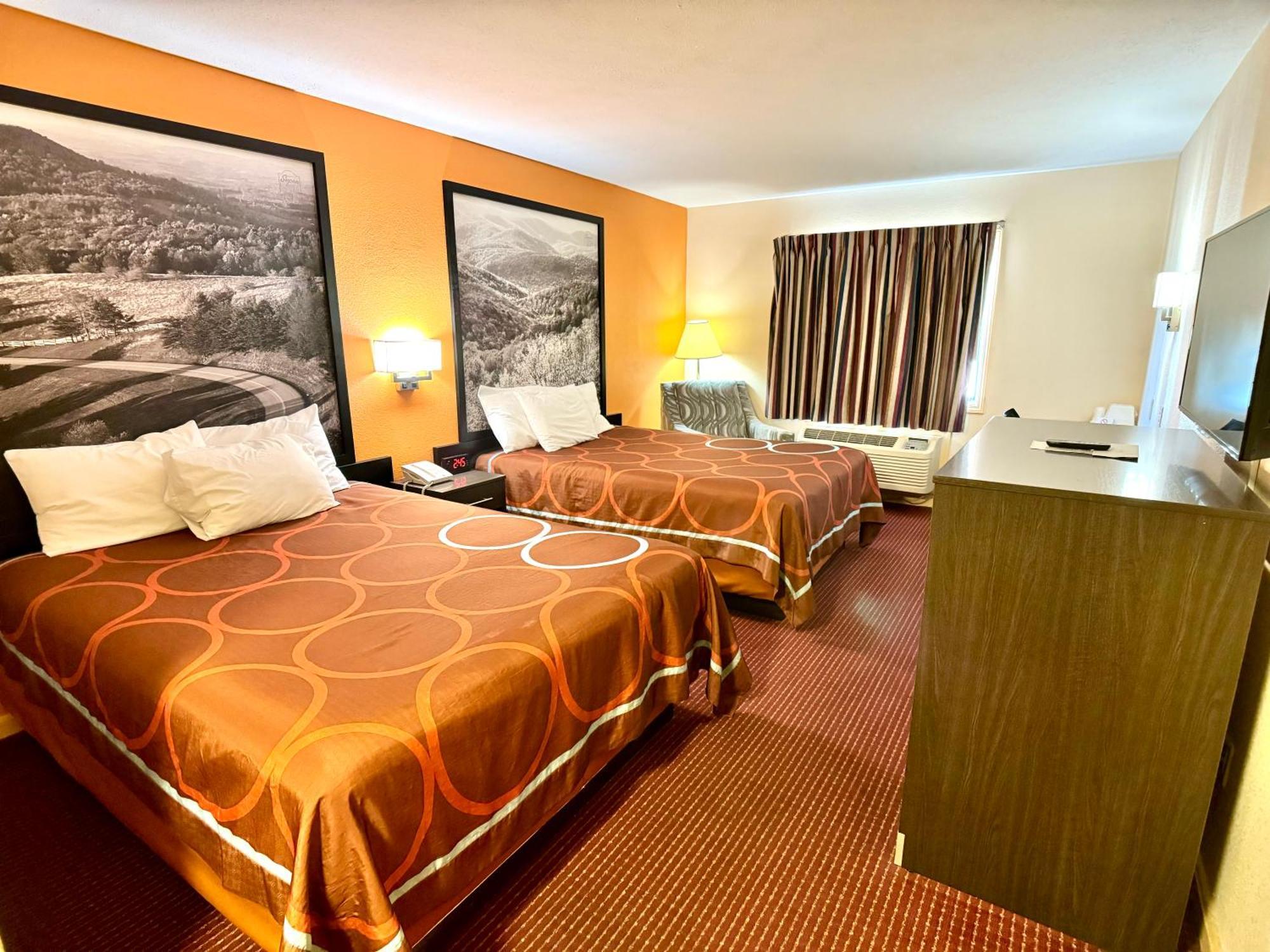 Super 8 by Wyndham Hillsville Exteriör bild