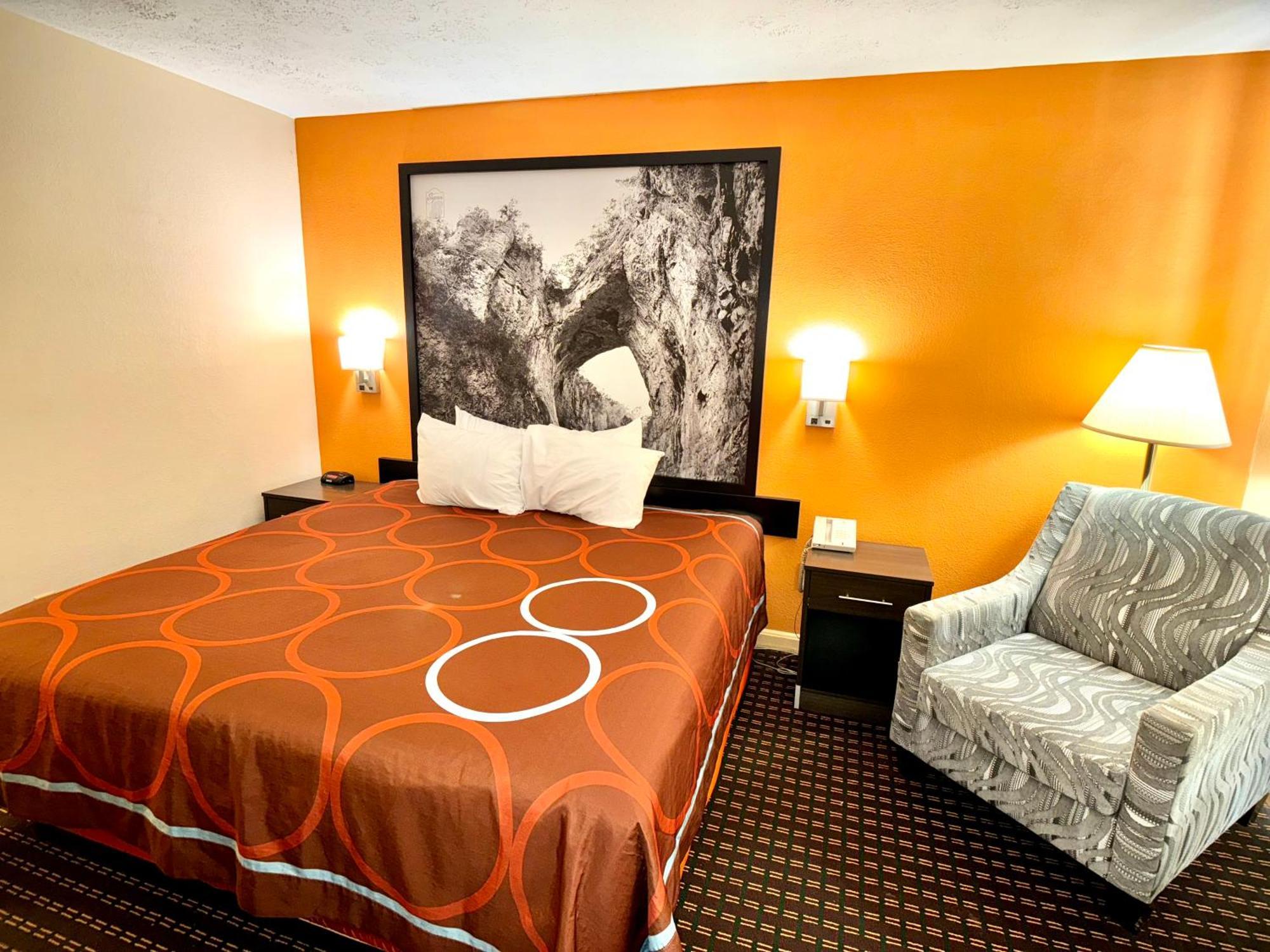 Super 8 by Wyndham Hillsville Exteriör bild