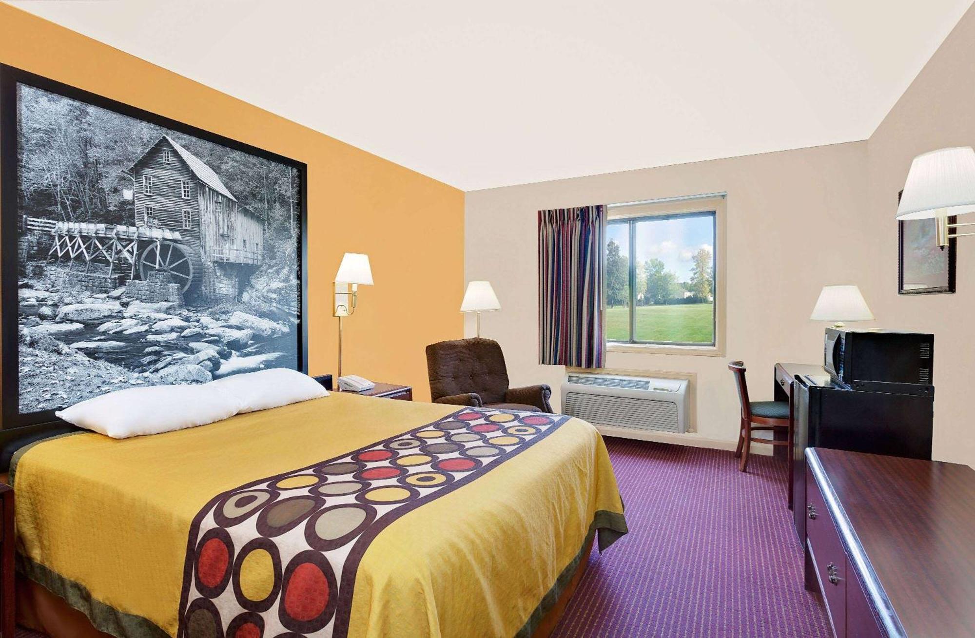 Super 8 by Wyndham Hillsville Exteriör bild